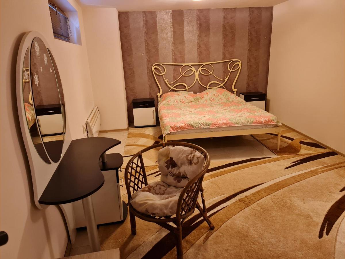 Aпартамент Момина Сълза Apartment ฮิซาเรีย ภายนอก รูปภาพ